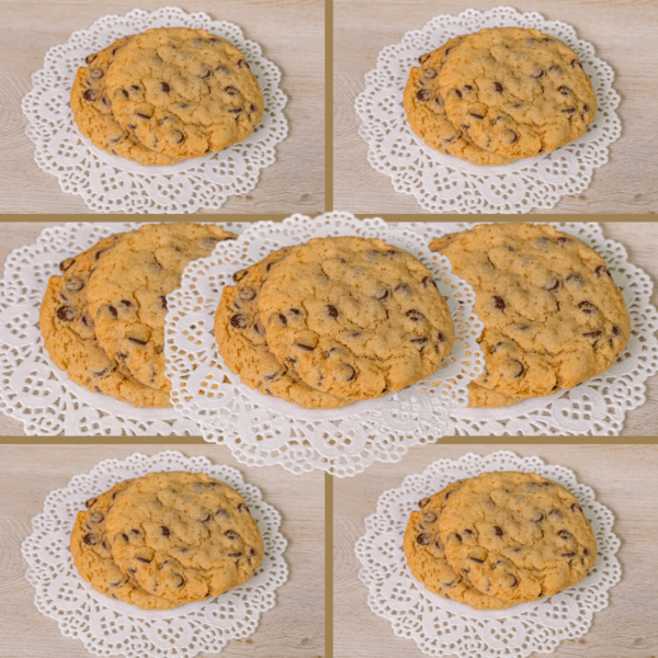 14 Chocolate Chip Cookies in one box.