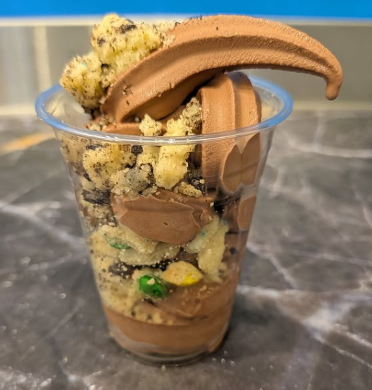 Valencia Mall Santa Clarita! Visit the Patio for Blue Chip Cookies and Soft Serve Ice Cream. Henry's Cookies & Cream