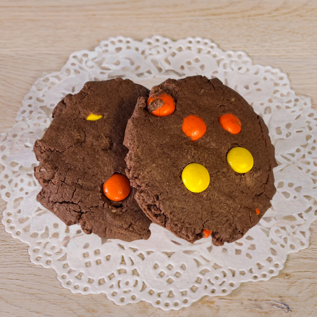 Chocolate Cookie with Resees Pieces